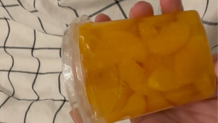 【Zc】Hari ketiga demam, mari makan jeruk!