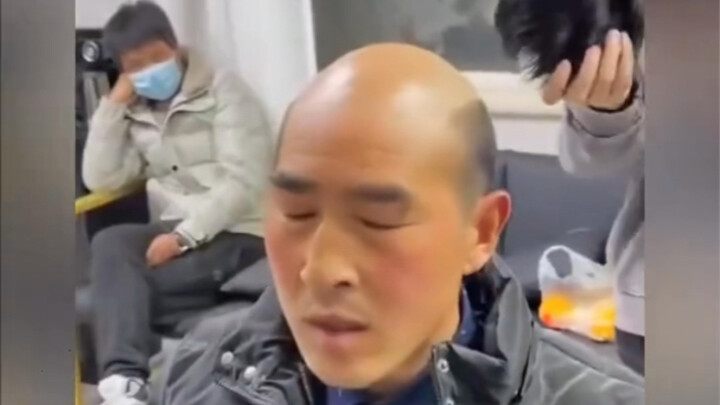 Muộn thêm một giây nữa thôi, thầy Tony có lẽ đã không còn nữa rồi