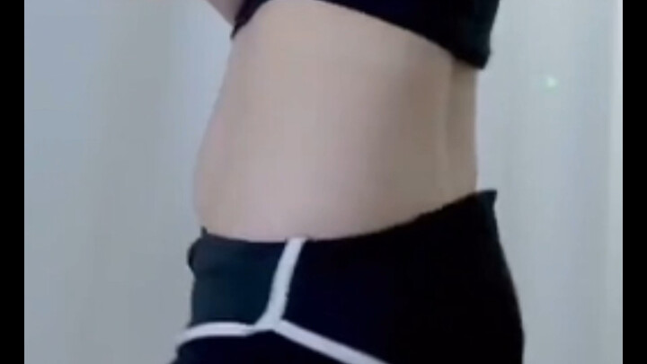 رقصة إيقاعية لهرس الثوم