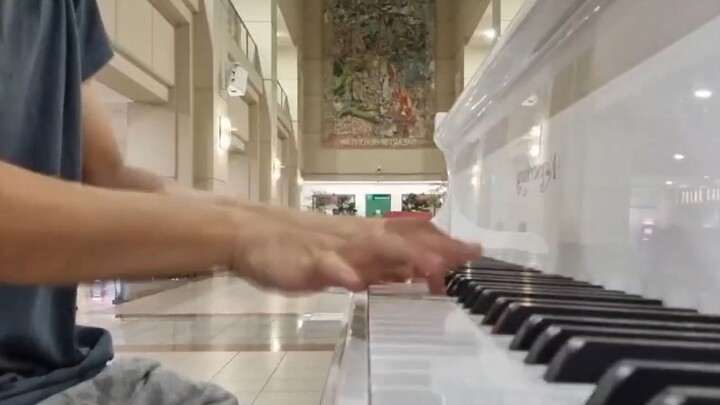 弹奏新加坡陈笃生医院的标志钢琴 Playing Singapore's Tan Tock Seng Hospital’s Piano