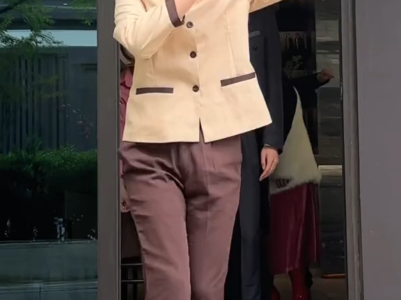 王妈说她当过广场舞领队，今天一看，果然名不虚传@王志猩@七颗猩猩