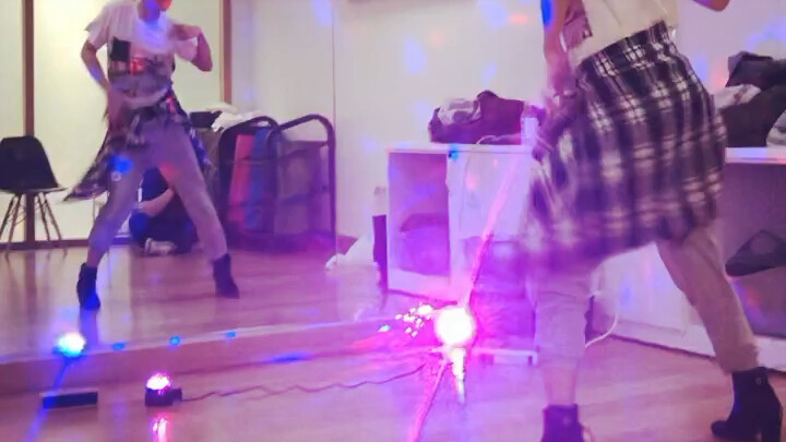 An old video will be released, and a new video will be released in the music area later [tv_