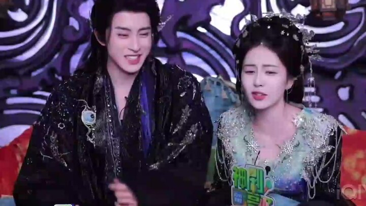 Con chuột cười, hahahaha...