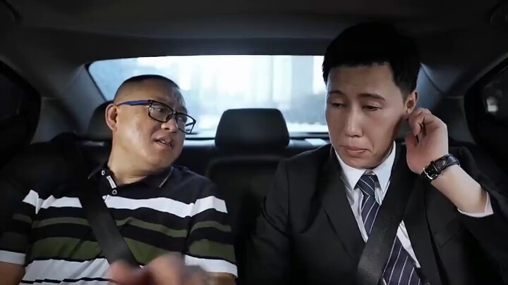 ลูกคนรวยรุ่นสองออกมาทำงานหาประสบการณ์ แม้เจอหัวหน้าก็ยังต้องอ่อนน้อมถ่อมตนเหมือนเดิม!