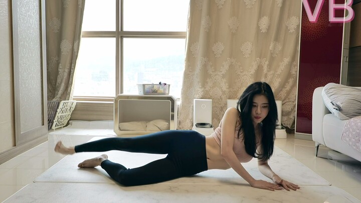 Intense lower-body workout: sculpt legs, lift the glutes, and slim the waist for a perfect, sexy sil
