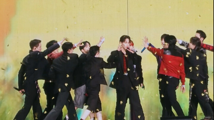 ไม่มีใครสามารถเอาชนะเหวินจวิ้นฮุยใน _WORLD ได้