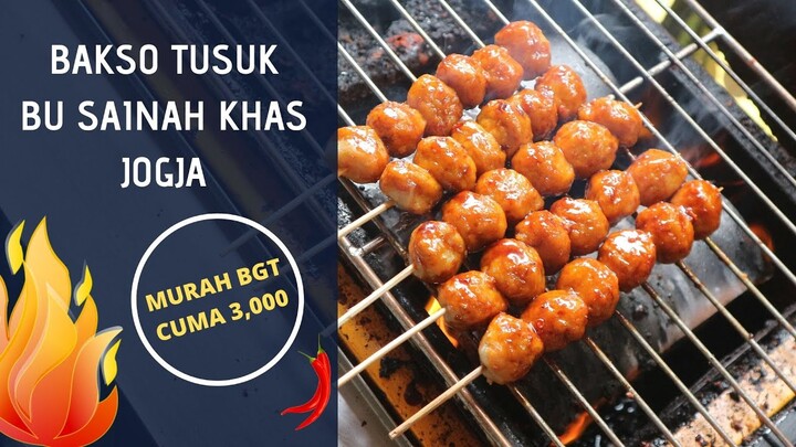 Street Food Legendaris JOGJA Gudeg Mbah Waginah | Bakso Tusuk Bu Sainah & Es Puter Pak KUSS!