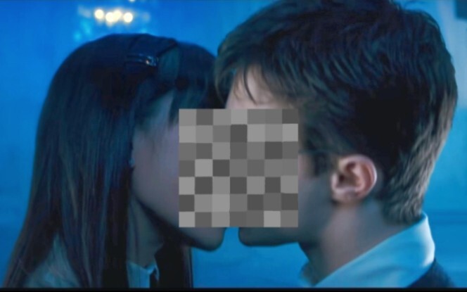 Khi Voldemort xâm chiếm ký ức của Harry Potter...
