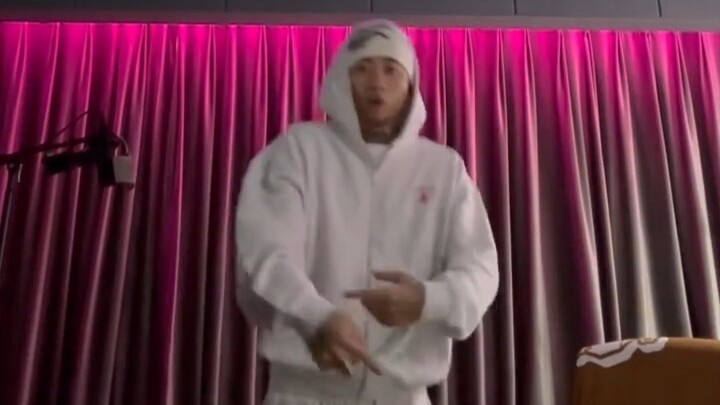 สไตล์ใหม่ของมาซิเว่ย? ยังไม่มีคลิปเพลงใหม่ออกมาเลย