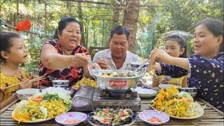 Ngon Hết Sảy Với Nồi Lẩu Chua Cá Ngát Bông Điên Điển| TKQ & Family T802