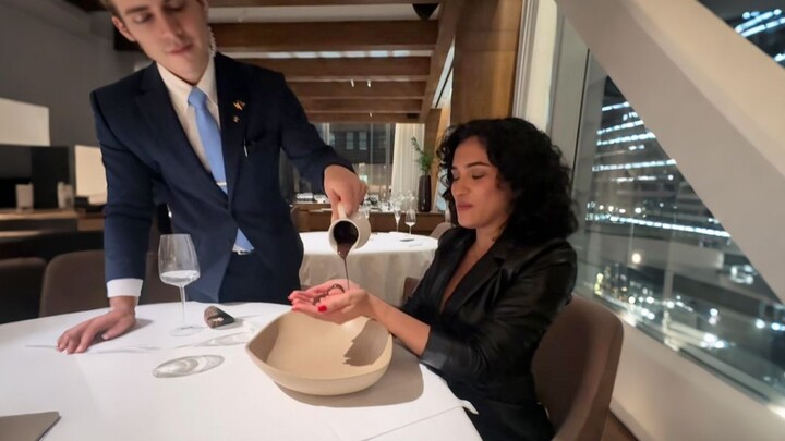 This internet-famous restaurant’s signature dish is just plain outrageous!