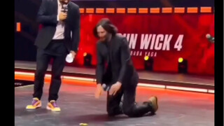 A man who can't even control his fate... - "Keanu Reeves" bows to fans at the press conference of "J