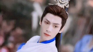Tôi có thể xem cảnh Chúa Minh Dã múa kiếm hàng trăm lần.