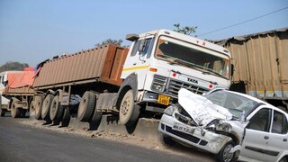 Bad Day !!! 25 DANGEROUS TRUCK Skills -Best of Truck &Excavator Fails Compilation -Excavator Working