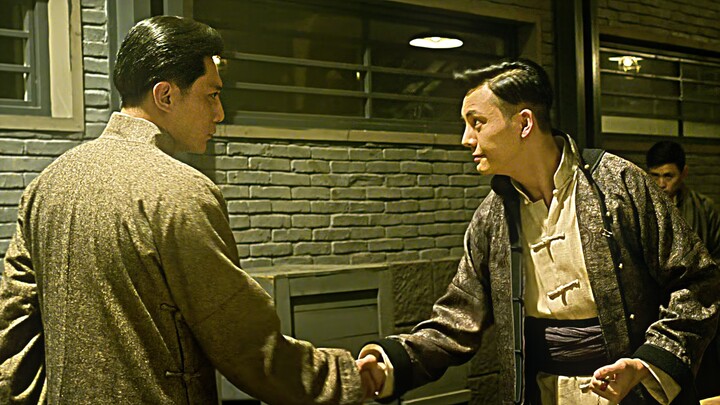 “Sekali berjabat tangan, kita sudah jadi kawan seperjuangan!”