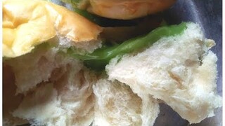 ขนมปังนุ่มไม่มีอุปกรณ์ใดๆในการทำเลย นวดมือใช้เตาแก๊สหุงต้มอบในหม้อก็ยังทำได้ สูตรขนมปังนุ่มนมเนยEp13