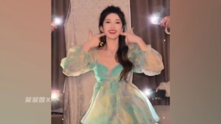 Chinese entertainment still relies on college students! A group of female students from colleges and