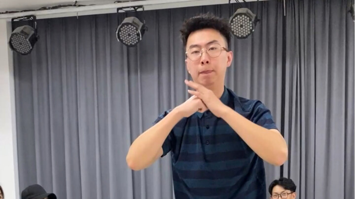 هذا امتحان بلا أخلاق قتالية...