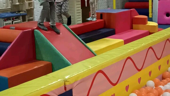 kids life 😅