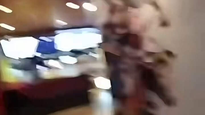 Tự nghe có chịu không?