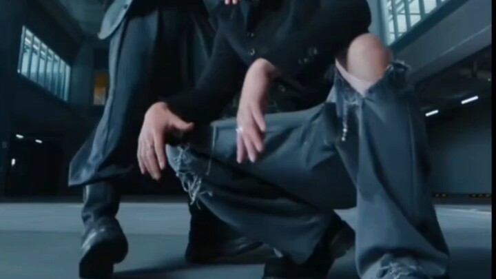 มันส์มาก! นี่แหละคือชาเลนจ์ขั้นเทพ! ทั้งสองคนตั้งใจกระโดดใส่กันจนตาย!