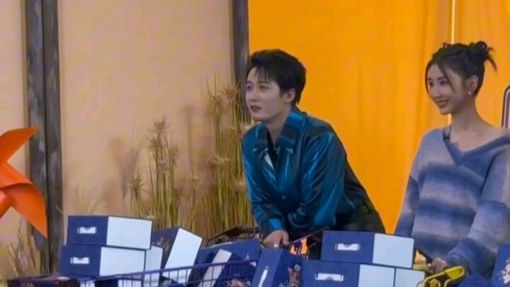 [Tan Jianci] Haoliu กลับสู่การบันทึกรอยเตอร์ล่าสุด