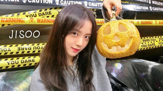 34 Outfit Jisoo yang Stylish dan Terinspirasi Sosialita | Termasuk Informasi Merek dan Harga | Insta