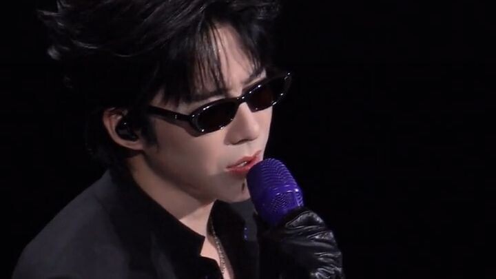 Liu Yuning's concert @Hangzhou day 2, song 偷心