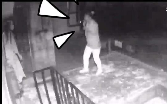 Cái giọng này mà còn dọa cả ma chạy mất!