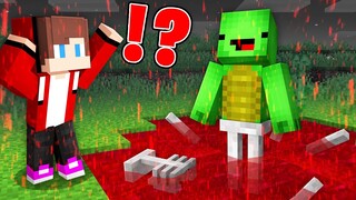 JJ and Mikey Scared with BLOOD RAIN in Minecraft! - Maizen