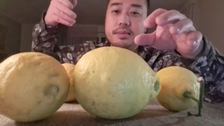ASMR LEMON 🍋 (EATING SOUNDS & Cutting Sounds)