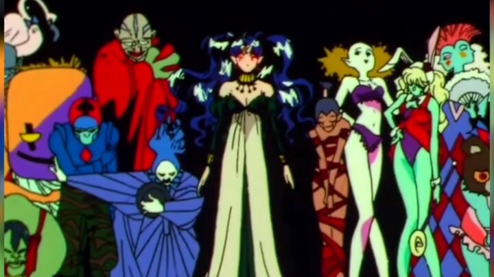 【为青春永驻，女王将臣民都变成了妖怪】