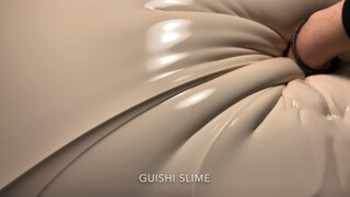 [GUISHI SLIME] Slime yang menyedot jari tangan.