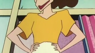 In order to let Hiroshi eat edamame, Miya cheated Shin-chan, who was so frightened that he thought h