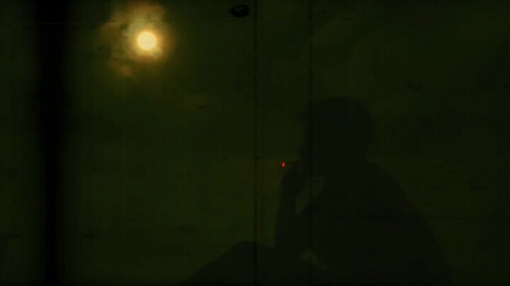 Somoke in Top floor of building