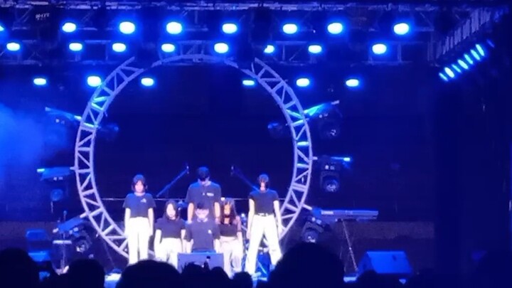 〈Klub Tari Jalanan JustYe Universitas Jilin〉【THE9-Sphinx】Tarian penutup pria dan wanita di Festival 