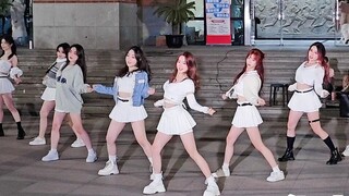 11.23 Huazheng cheerleading team HertZ lives up to its name "The World We Meet Again"
