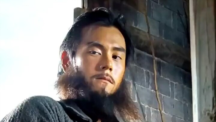 ตอนนั้นฉันไว้หนวดเครายาว