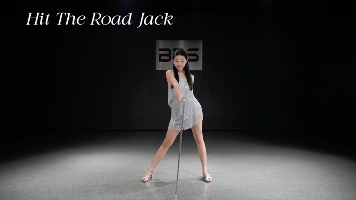 Hit the road Jack: Chủ nhật đi phỏng vấn ở trường cho Anna mà lại nhận được Elsa, cùng chờ đón nhé! 