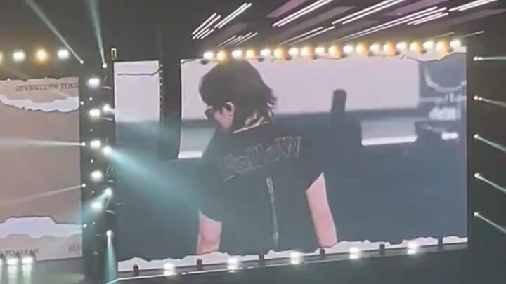 《Gọi! Gọi! Gọi!》phần nhảy phong cách Li Zhixun nhảy siêu giỏi luôn!