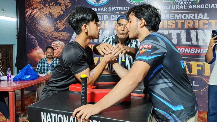 Armwrestling 💪🏻#bilibili #viral