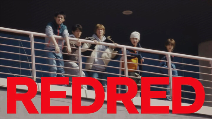 Xem xong hai đoạn này sẽ không còn nghi ngờ gì về vũ đạo của redred nữa rồi!