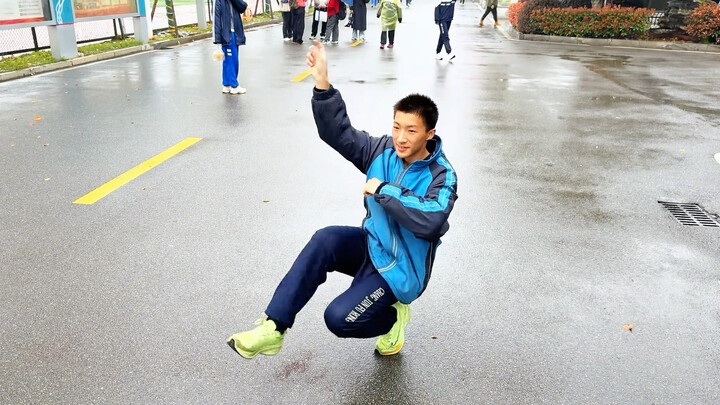 Junior Three Students Pull a Funny Stunt After a Long Run #CossackDance
