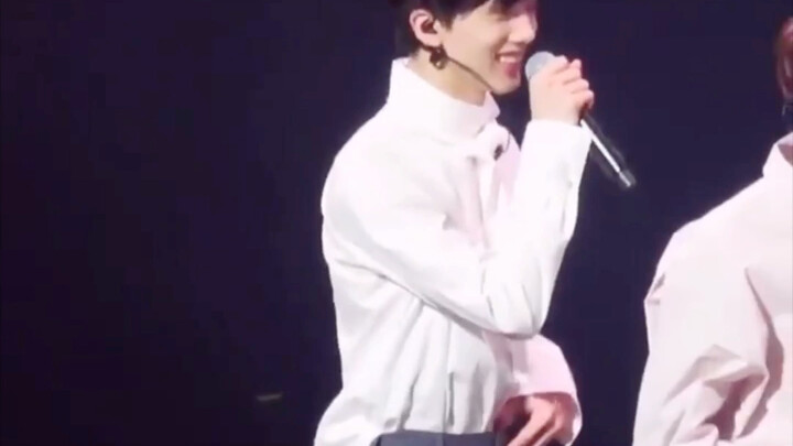 “Xingchen SungChen” is the Xingchen maknae who can only hear the other person’s voice—You two even m