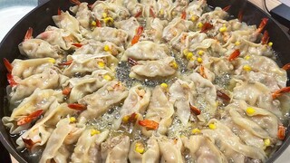 بدأت أشعر بالملل من حياة تناول الطعام بأجر