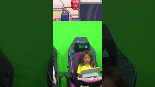 AYAH GA BISA JAUH DARI LEIKA #avatarworld #leika #leikagaming #viral #gaming #shorts #family