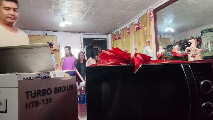 May mga paladesisyon din ba kayong kapitbahay? | Wish Ko Lang