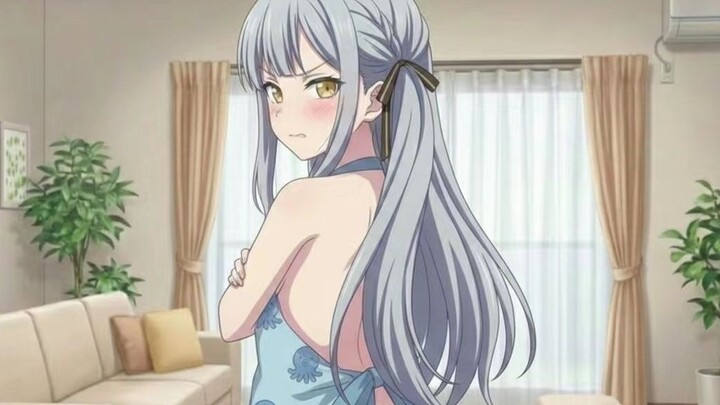 ฟูรูกาวะ โช ที่หอบแฮ่กเพราะถูกบังคับให้ใส่ผ้ากันเปื้อนแบบ X