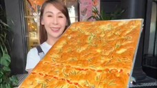 Roti yang gak pernah tutup , sehari bisa produksi puluhan ribu pcs dan bikin mimpi indah   , .. enak