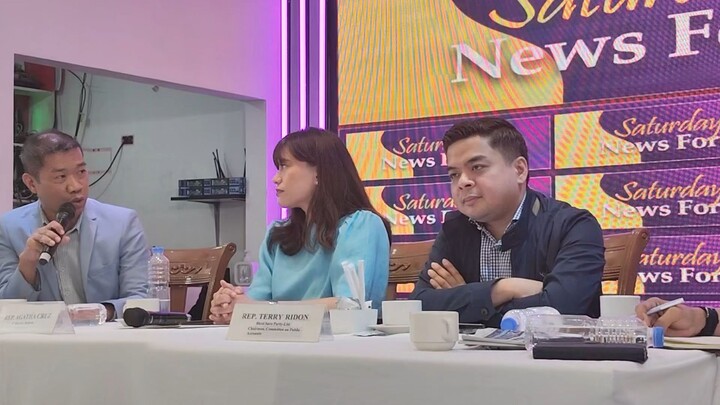 Harapin ang PaglilitisSa isang demokratikong bansa, mahalaga ang pananagutan ng mga halal na opisyal